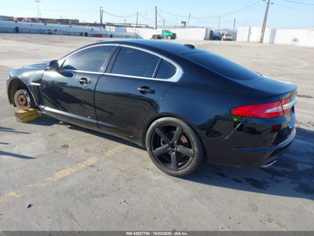 2012 JAGUAR XF SAJWA0HB6CLS27114 Photo 2