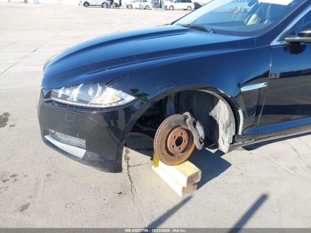 2012 JAGUAR XF SAJWA0HB6CLS27114 Photo 5