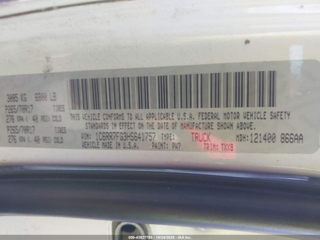 2017 RAM 1500 1C6RR7FG3HS641757 Photo 8