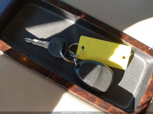 2011 GMC YUKON XL 1500 1GKS2MEF1BR301788 Photo 10