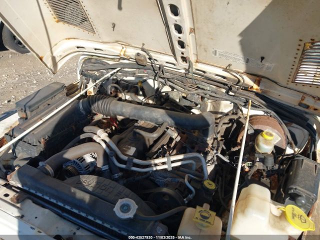 2000 JEEP WRANGLER 1J4FA49S4YP700362 Photo 9