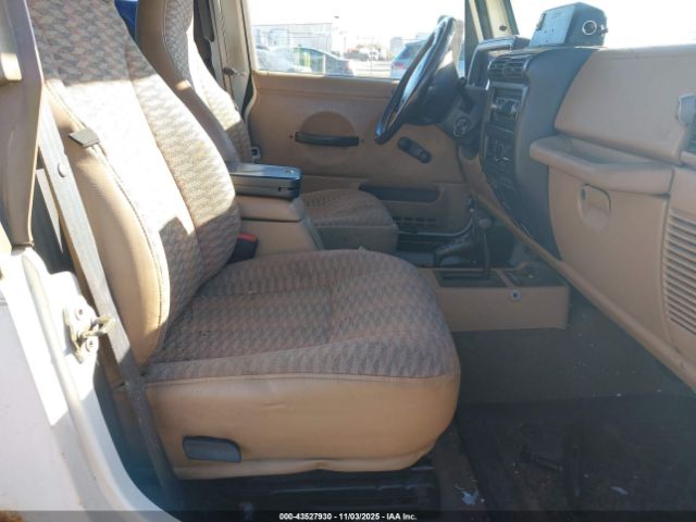 2000 JEEP WRANGLER 1J4FA49S4YP700362 Photo 4