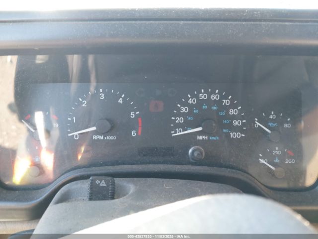 2000 JEEP WRANGLER 1J4FA49S4YP700362 Photo 6