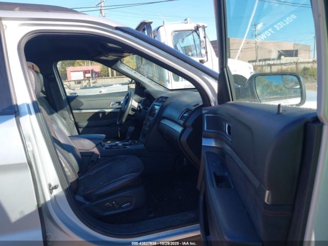 2018 FORD EXPLORER 1FM5K7D85JGC67762 Photo 4