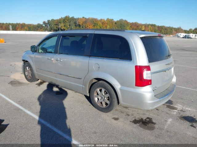2011 CHRYSLER TOWN & COUNTRY 2A4RR5DGXBR650541 Photo 2