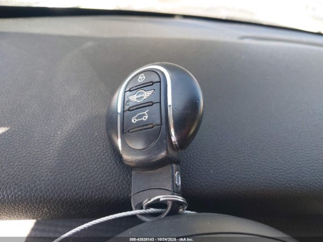 2017 MINI HARDTOP WMWXU1C37H2F77087 Photo 10