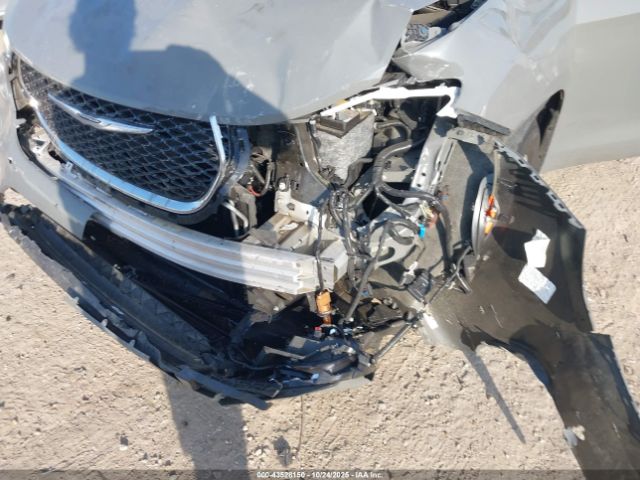 2025 CHRYSLER PACIFICA 2C4RC1BG1SR562061 Photo 5