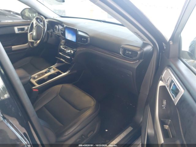 2021 FORD EXPLORER 1FMSK8FH0MGB55672 Photo 4