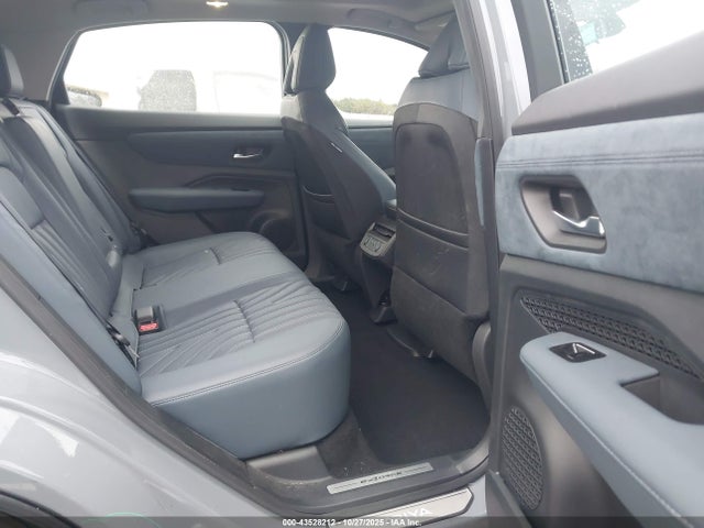 Nissan Ariya Platinum+ 2023 JN1DF0CD2PM701000 Image 8