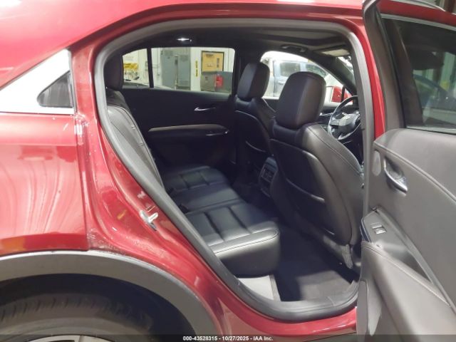 2019 CADILLAC XT4 1GYFZDR49KF162250 Photo 7