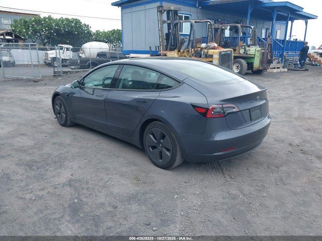 2023 TESLA MODEL 3 5YJ3E1EA5PF643087 Photo 2
