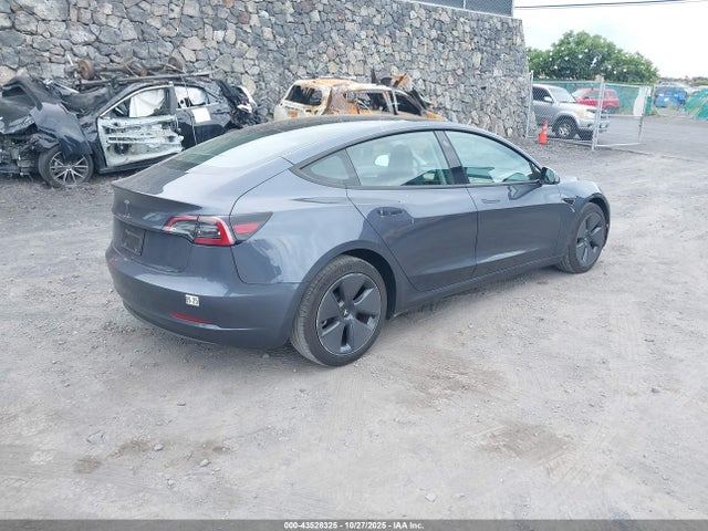 2023 TESLA MODEL 3 5YJ3E1EA5PF643087 Photo 3