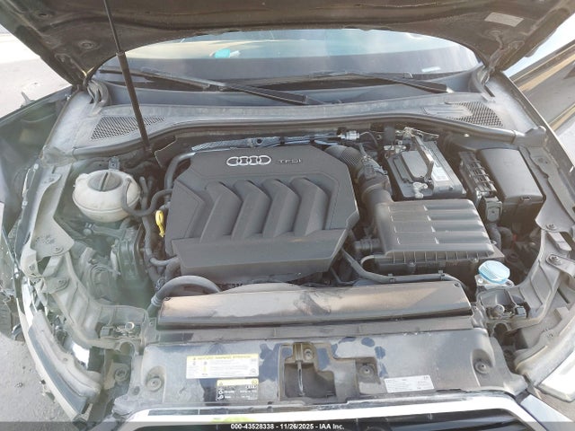 2017 AUDI A3 WAUAUGFFXH1054311 Photo 9