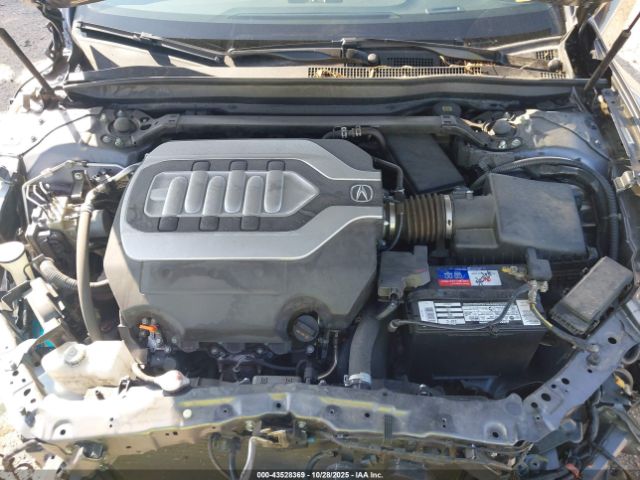 2018 ACURA RLX JH4KC1F52JC000606 Photo 9