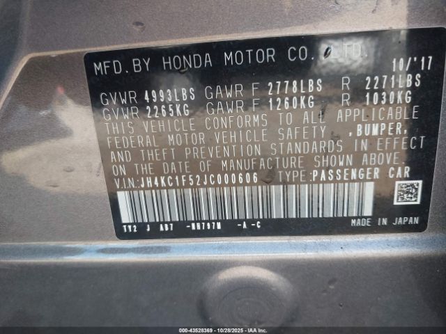 2018 ACURA RLX JH4KC1F52JC000606 Photo 8