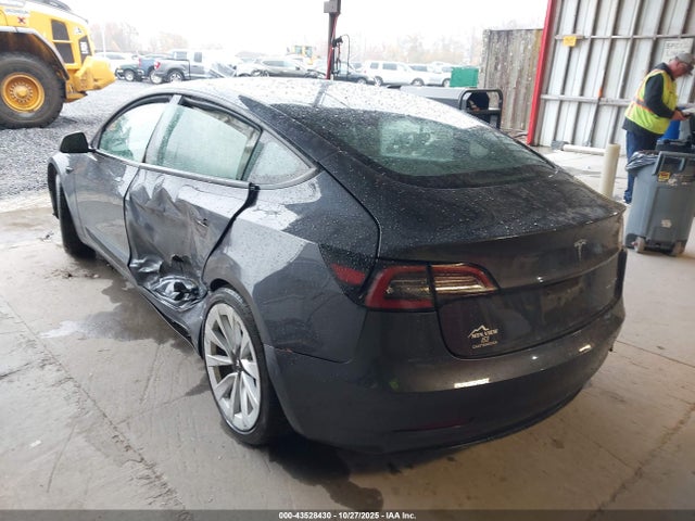 2022 TESLA MODEL 3 5YJ3E1EB3NF192506 Photo 2