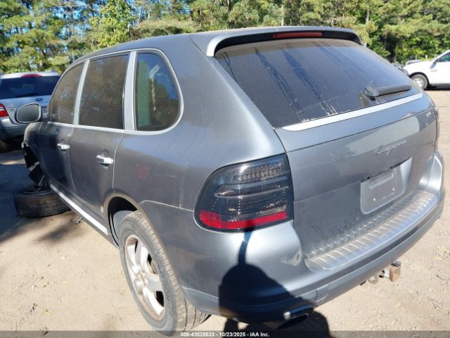 2005 PORSCHE CAYENNE WP1AA29P35LA21278 Photo 2