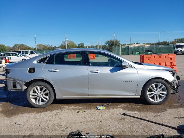 1G1ZE5ST2HF257742 Chevrolet MALIBU 1LT