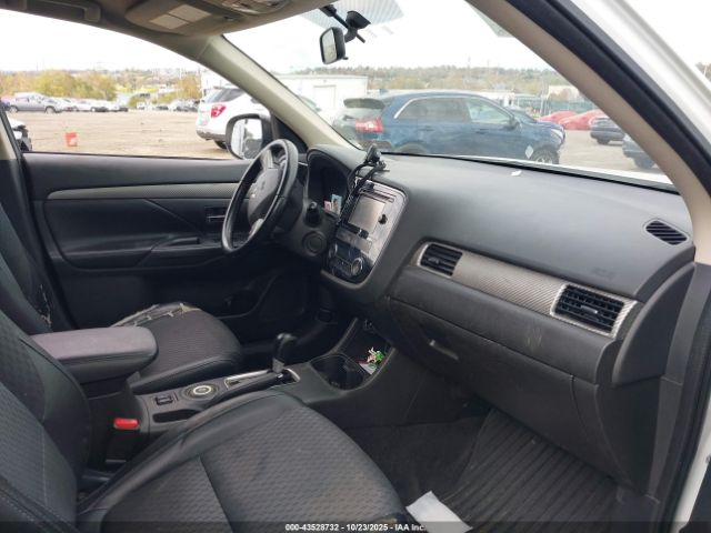 2015 MITSUBISHI OUTLANDER JA4AZ3A30FZ006514 Photo 4