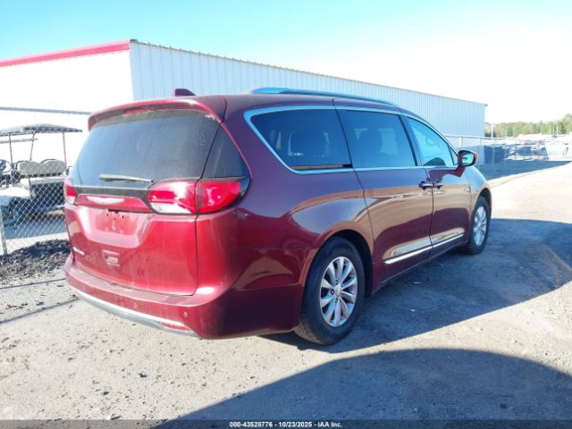 2018 CHRYSLER PACIFICA 2C4RC1BG9JR120742 Photo 3