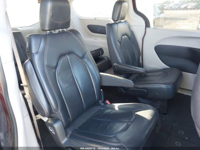2018 CHRYSLER PACIFICA 2C4RC1BG9JR120742 Photo 7