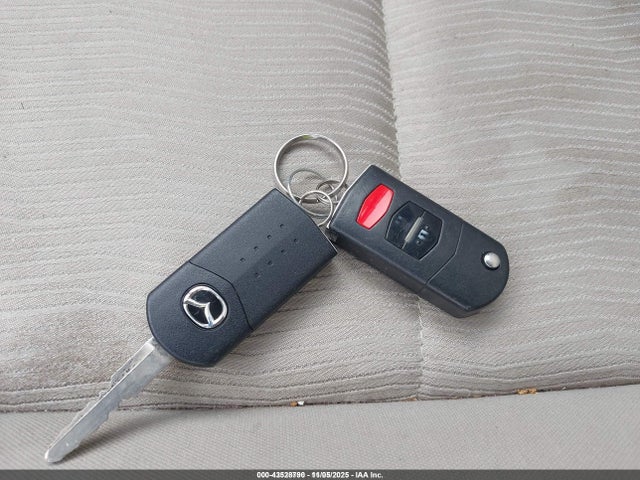 43528790 :رقم المزاد ، JM1CR29L990337369 vin ، 2009 Mazda Mazda5 Sport مزاد بيع