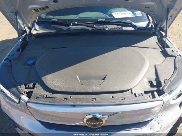 2023 VOLVO XC40 RECHARGE PURE ELECTRIC YV4ED3UM4P2941813 Photo 9