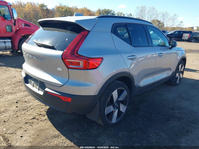 2023 VOLVO XC40 RECHARGE PURE ELECTRIC YV4ED3UM4P2941813 Photo 3