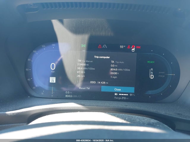 2023 VOLVO XC40 RECHARGE PURE ELECTRIC YV4ED3UM4P2941813 Photo 6