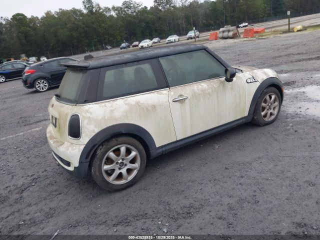 2008 MINI COOPER S WMWMF73568TV38418 Photo 3
