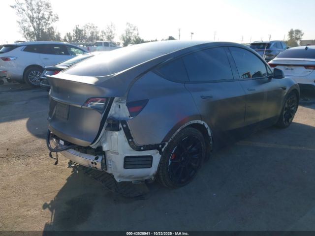 2022 TESLA MODEL Y 7SAYGDEF6NF511484 Photo 3