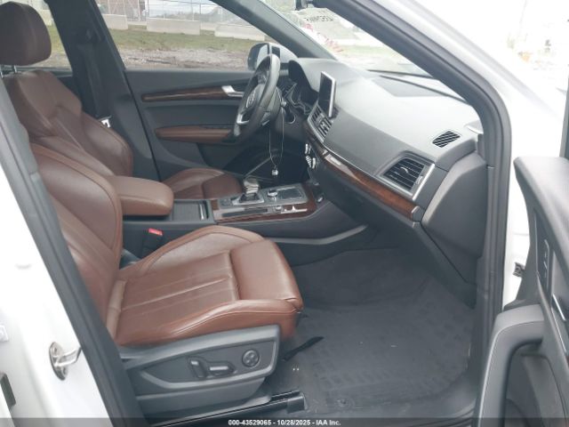 2019 AUDI Q5 WA1BNAFY8K2133779 Photo 4