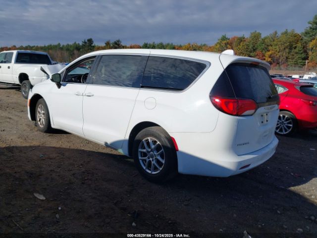 2017 CHRYSLER PACIFICA 2C4RC1DG5HR645045 Photo 2