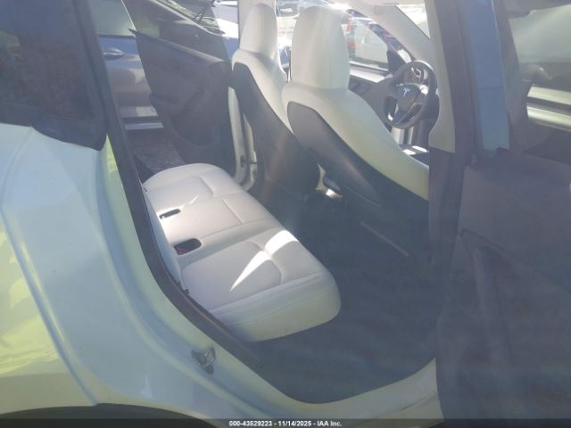 2025 TESLA MODEL Y 7SAYGDED3SA377573 Photo 7