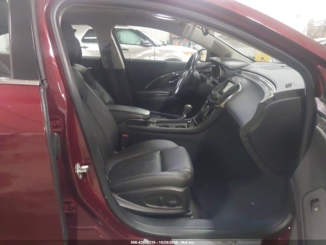 1G4G45G32GF253808 Buick Lacrosse Sport Touring