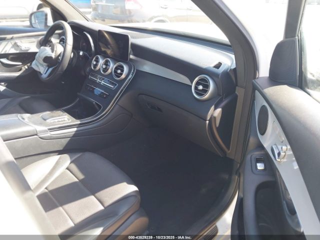 2021 MERCEDES-BENZ GLC 300 W1N0G8DB5MV303296 Photo 4