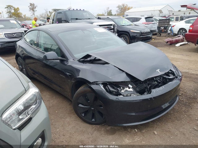 2024 TESLA MODEL 3 5YJ3E1EB5RF795124 Photo 0