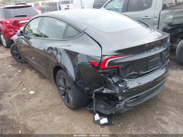 2024 TESLA MODEL 3 5YJ3E1EB5RF795124 Photo 2