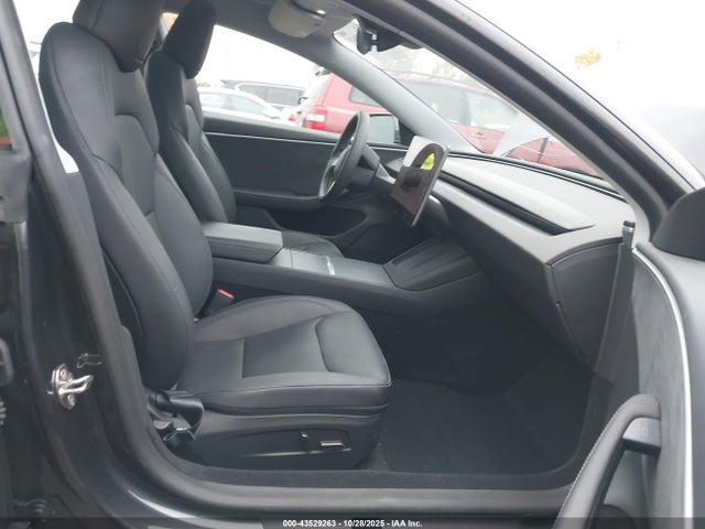 2024 TESLA MODEL 3 5YJ3E1EB5RF795124 Photo 4
