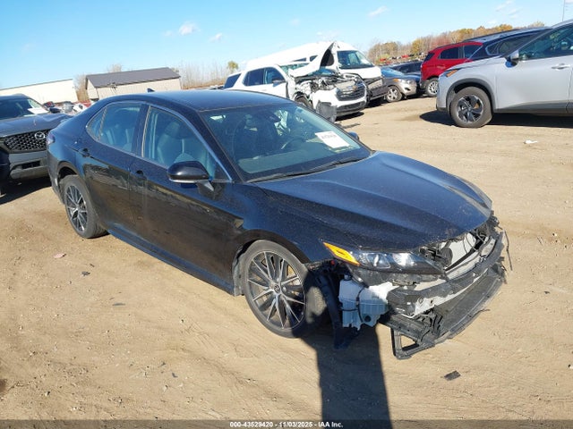 Продаж на аукціоні авто 2022 Toyota Camry Se Awd, vin: 4T1T11BKXNU066033, номер лоту: 43529420