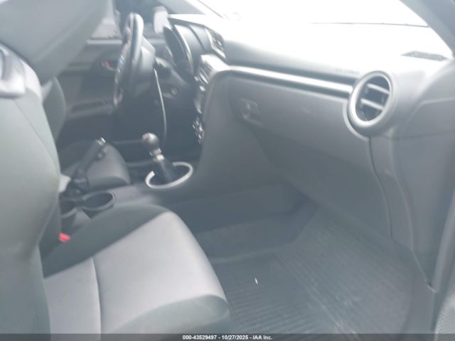 2015 SCION TC JTKJF5C78FJ001840 Photo 4