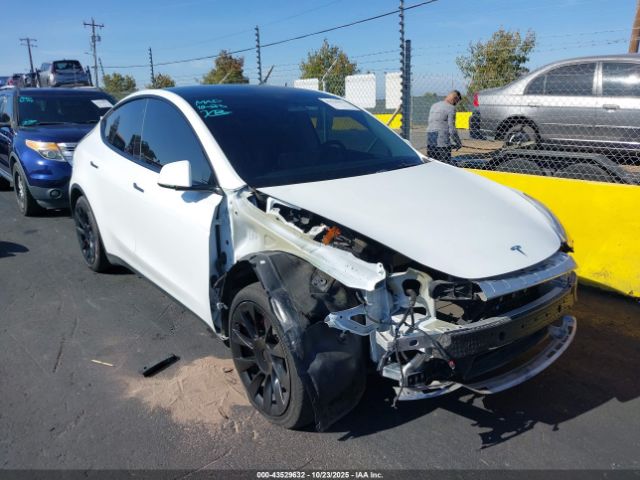 2022 TESLA MODEL Y 7SAYGDEE9NF561741 Photo 5