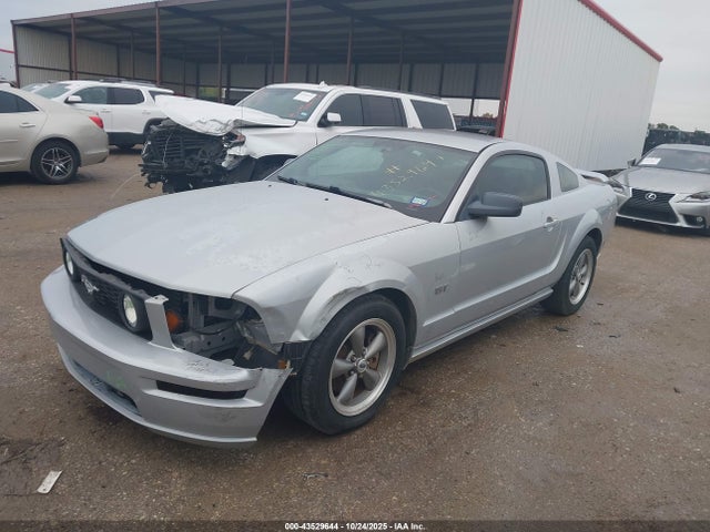 43529644 :رقم المزاد ، 1ZVHT82H365113011 vin ، 2006 Ford Mustang Gt مزاد بيع