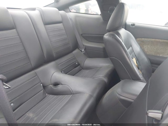 43529644 :رقم المزاد ، 1ZVHT82H365113011 vin ، 2006 Ford Mustang Gt مزاد بيع