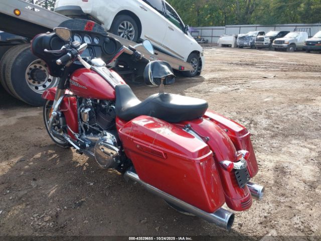 2018 HARLEY-DAVIDSON FLHX 1HD1KBC19JB657429 Photo 2