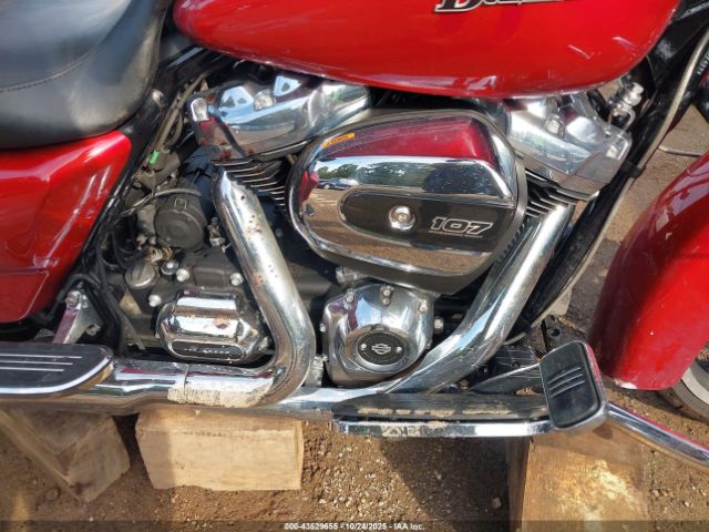2018 HARLEY-DAVIDSON FLHX 1HD1KBC19JB657429 Photo 7