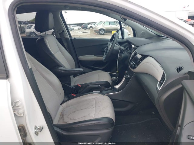 2021 CHEVROLET TRAX KL7CJLSB5MB328936 Photo 4