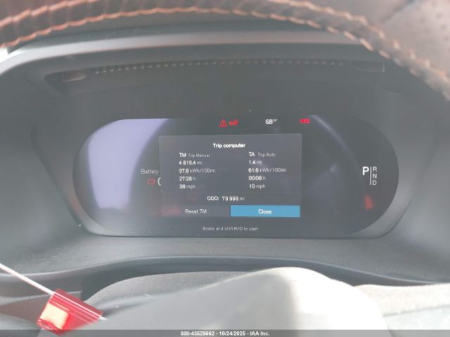 2021 VOLVO XC40 RECHARGE PURE ELECTRIC YV4ED3UR5M2582110 Photo 6