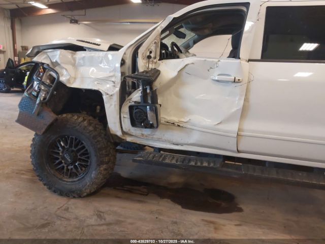 2017 CHEVROLET SILVERADO 2500HD 1GC1KVEY0HF201240 Photo 5