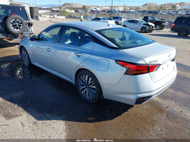 43529732 :رقم المزاد ، 1N4BL4DV8PN364151 vin ، 2023 Nissan Altima Sv Fwd مزاد بيع